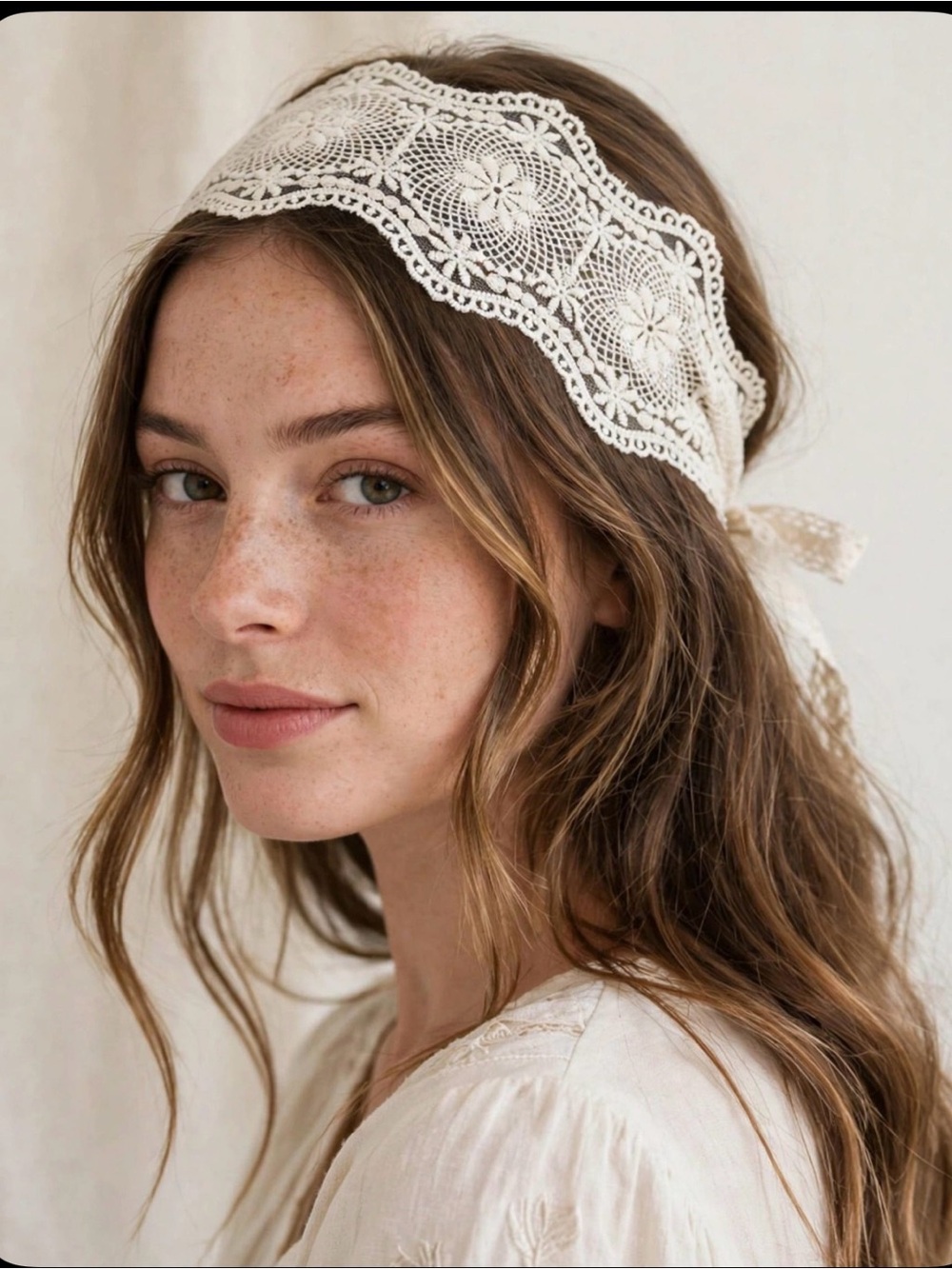 Delicate Lace Tie-Back Headband in Cream